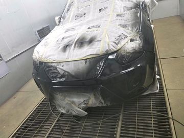 OEM 2k Acrylische autoverf Vloeibare coating Lichthoudende prestaties Kleurloos